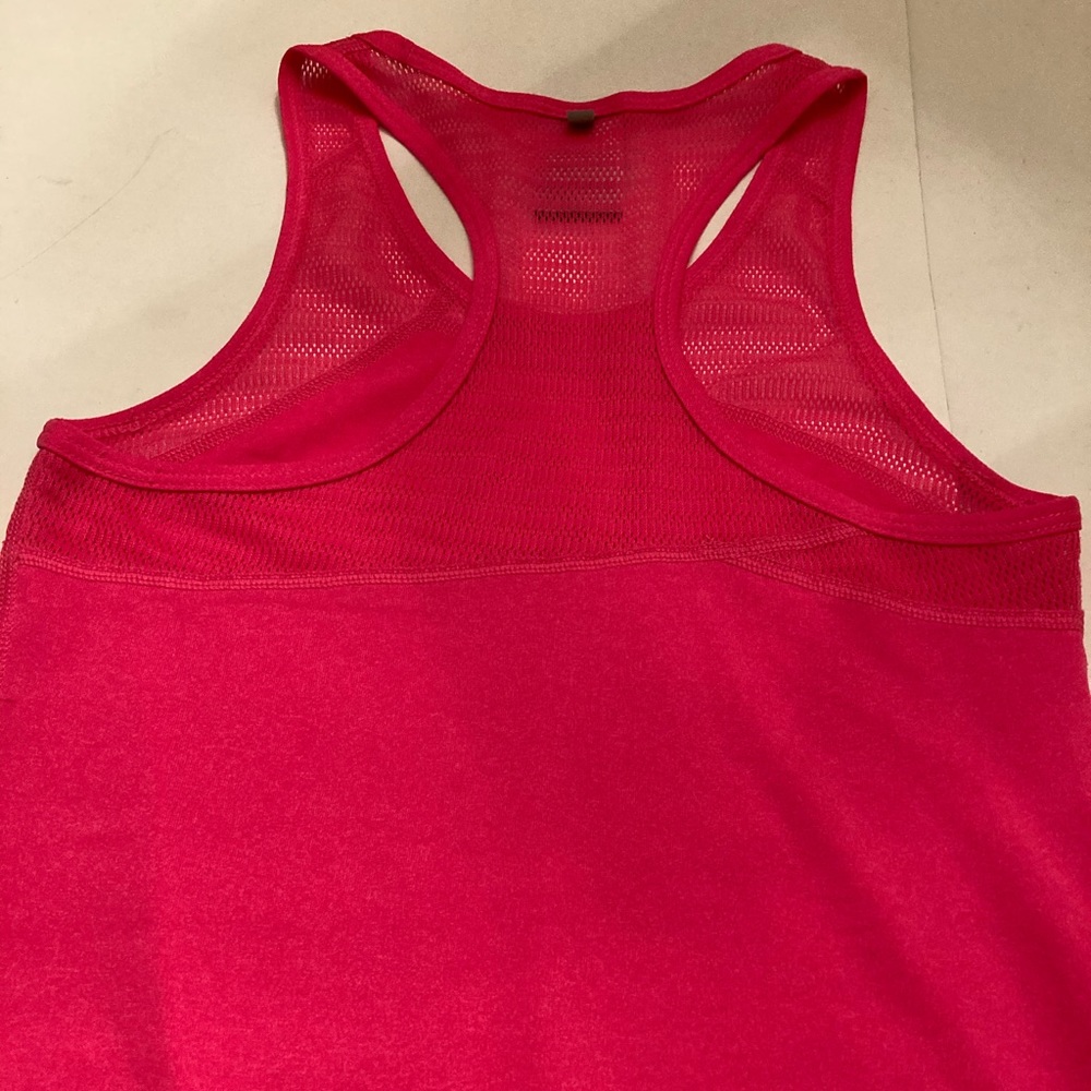 Nike Dri-Fit top - Picture 3 of 4